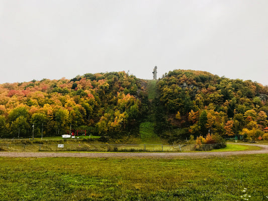 The Absolute Best Places for Fall Color Hikes