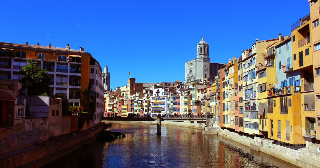 The coloured houses along the Onyar river at Girona, Catalonia, Spain