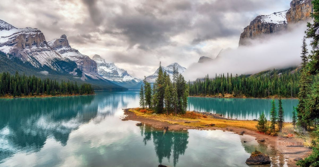 Spirit Island in Maligne Lake, Jasper National Park, Alberta