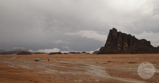 Desert rock formations in Aqaba Governorate, Jordan