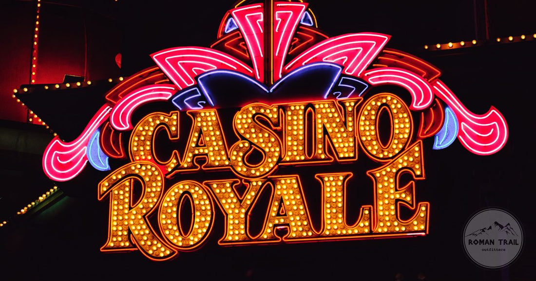 Neon signage on the Las Vegas Strip at night, Las Vegas packing list for women by Roman Trail Outfitters
