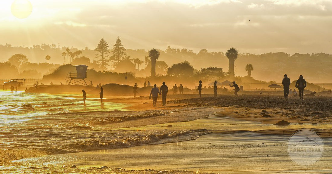 Golden hour on a San Diego beach, San Diego packing list for women by Roman Trail Outfitters