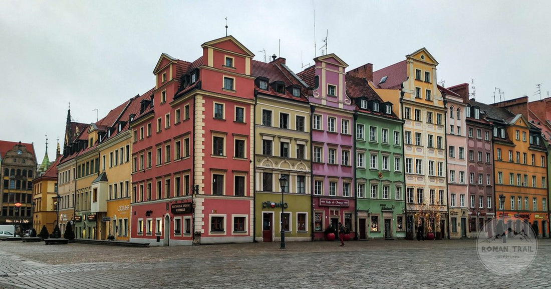 Colourful tenement houses on the Market Square in Wroclaw, Poland