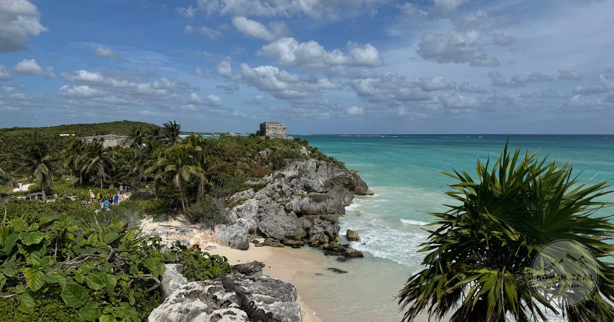 Tulum ruins above the turquoise Caribbean coast, Mexico