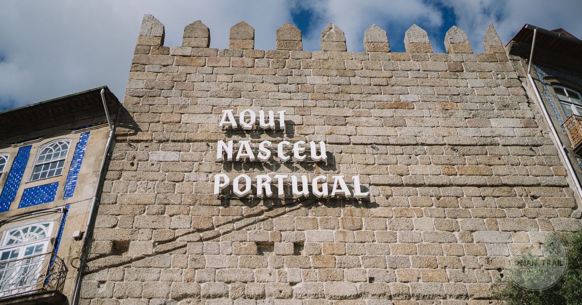 The Aqui Nasceu Portugal wall at Guimaraes, Portugal