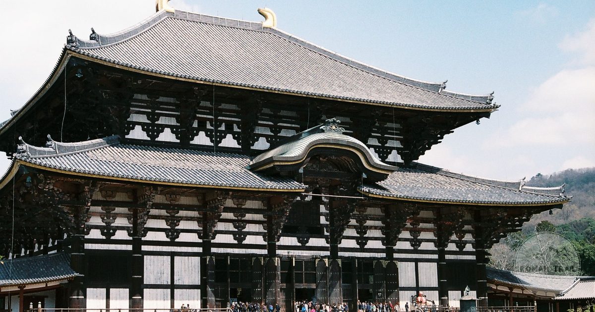 The Great Buddha Hall of Todai-ji temple in Nara, Nara packing list for women by Roman Trail Outfitters