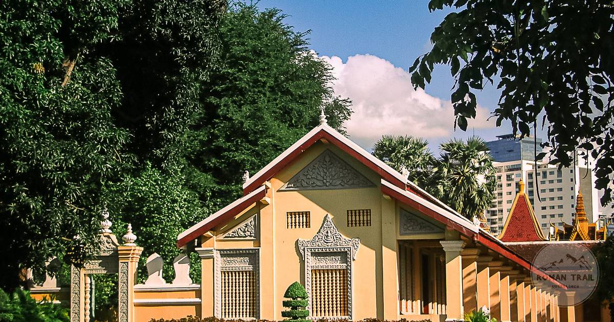 Traditional Khmer architecture and gardens at the Royal Palace in Phnom Penh, Cambodia for women travelers
