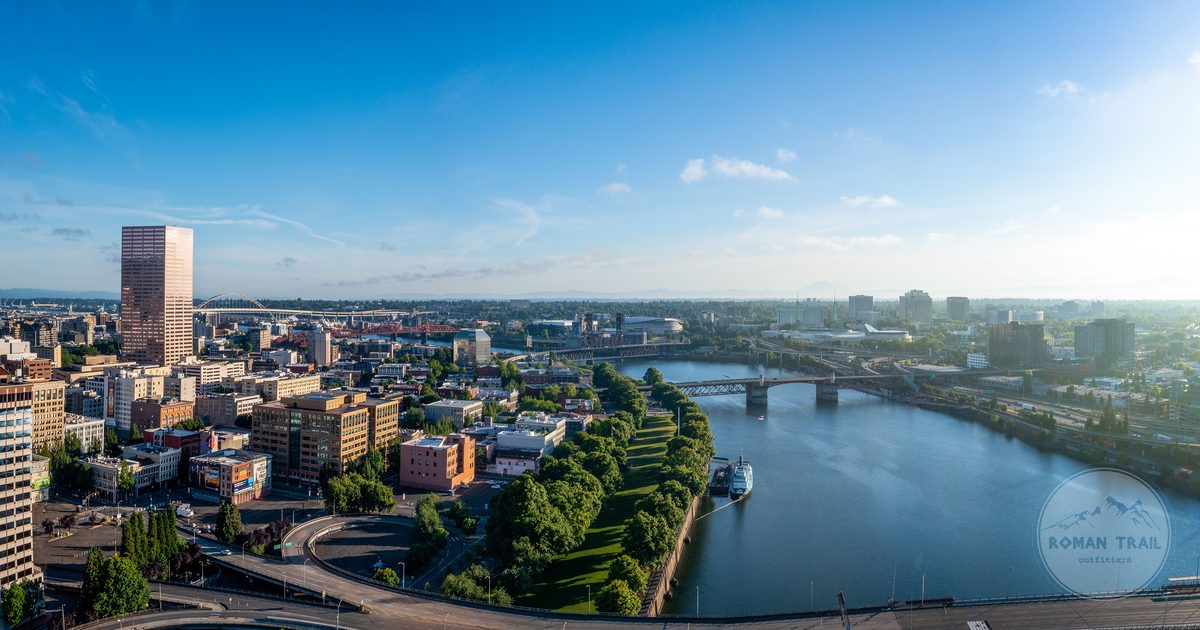 Aerial view of downtown Portland and the bridges over the Willamette River, Portland for women travelers
