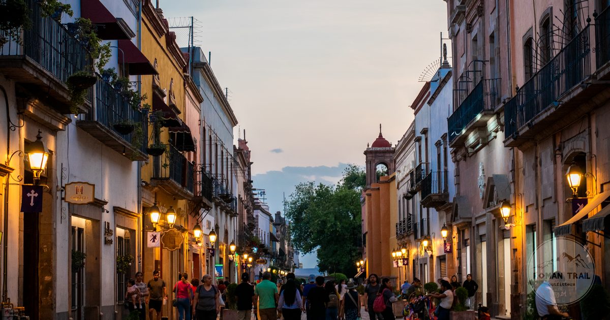 The historic centre of Santiago de Queretaro at dusk, Mexico