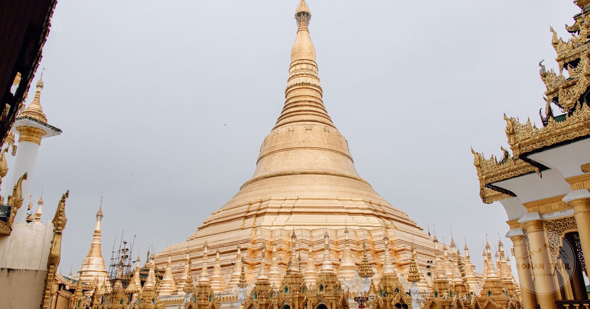 The golden stupa of the Shwedagon Pagoda in Yangon, Myanmar