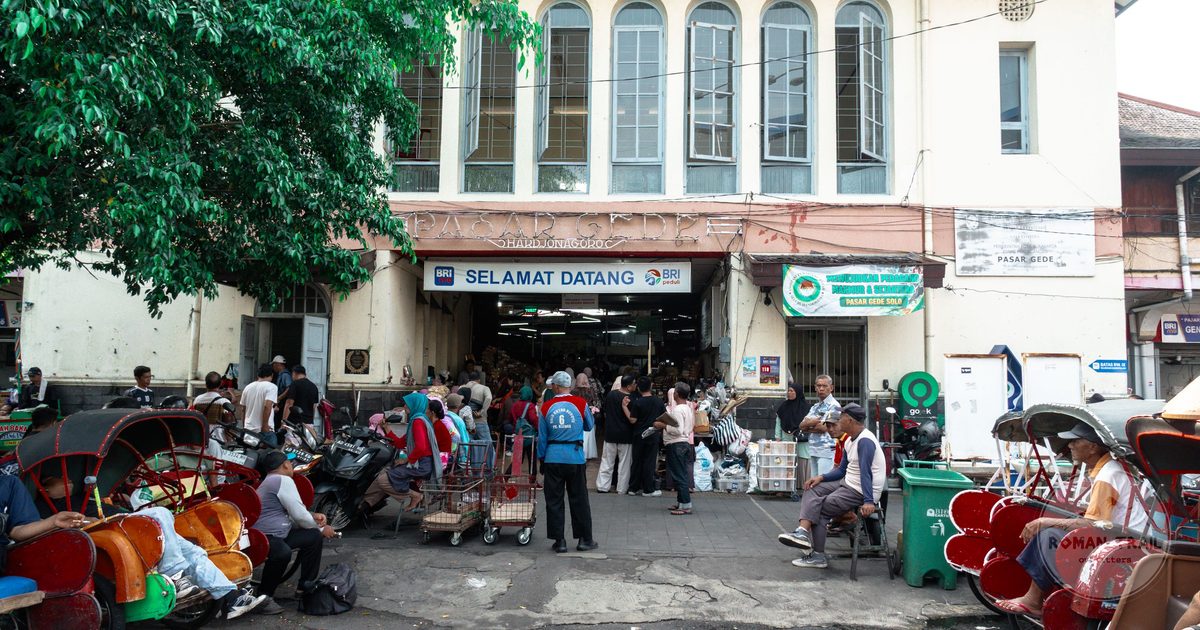 A busy day at Pasar Gede market in Solo, Central Java, Indonesia